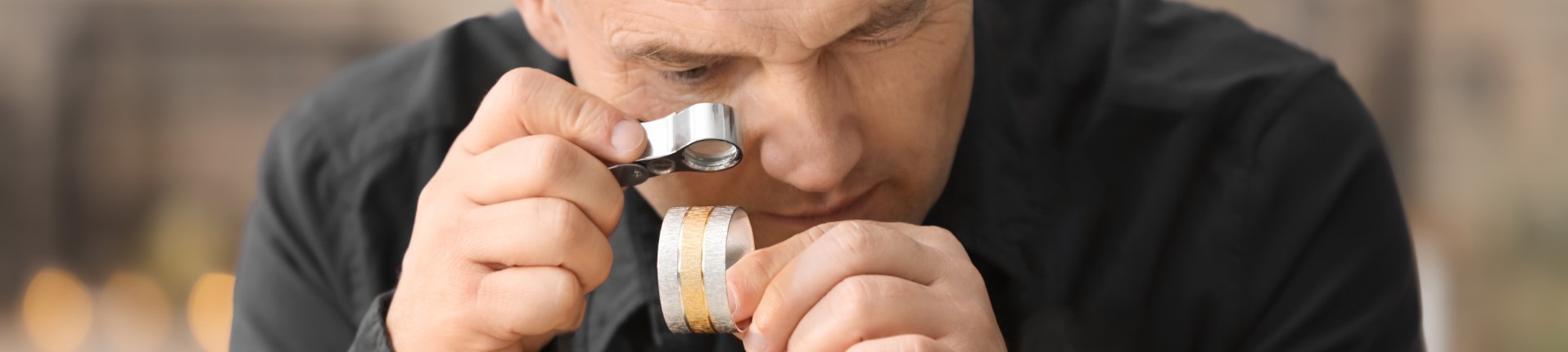 Taxaties van goud en, zilver, horloges, sieraden en muntenverzameling