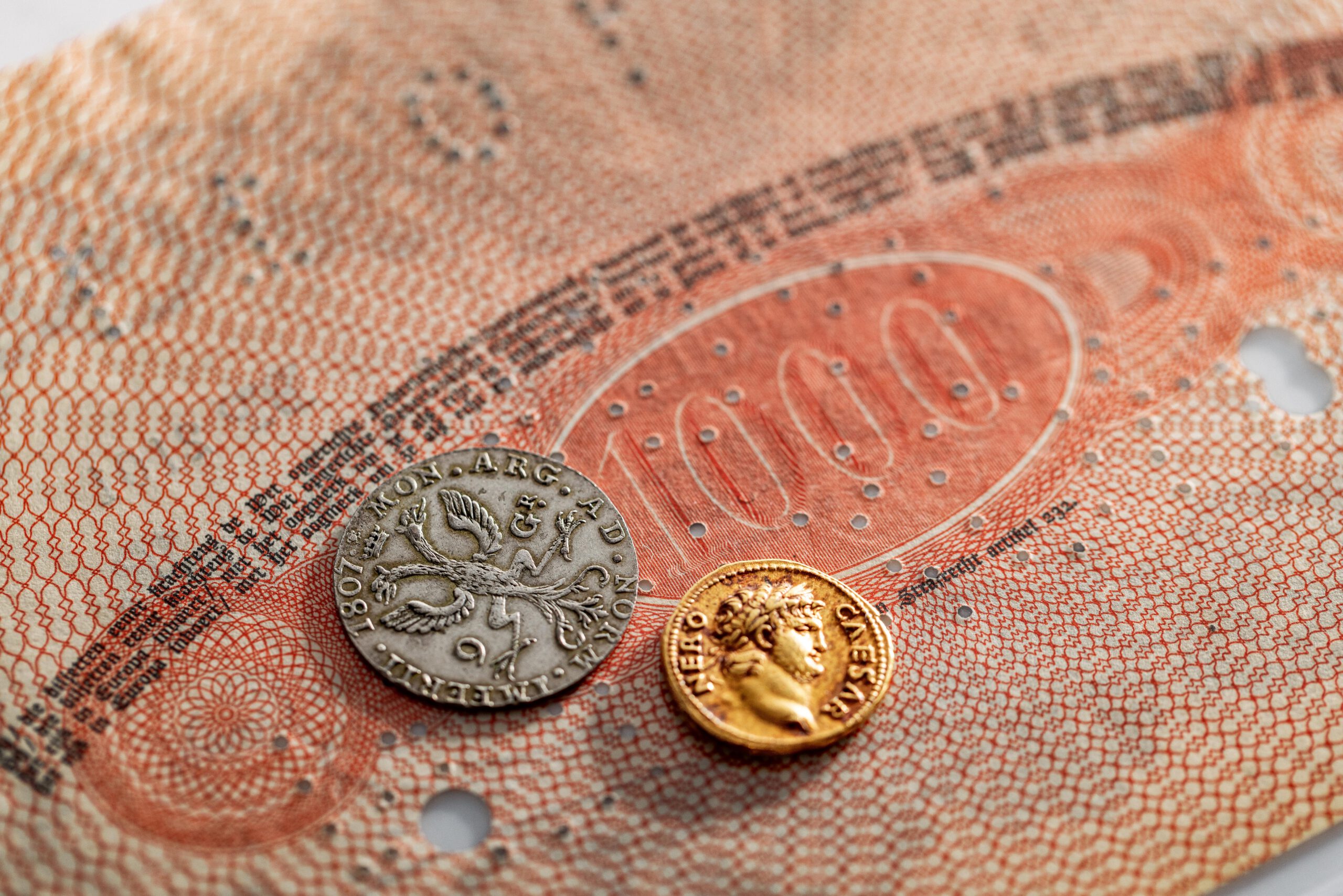 Historische waarde op veiling voor munten en bankbiljetten